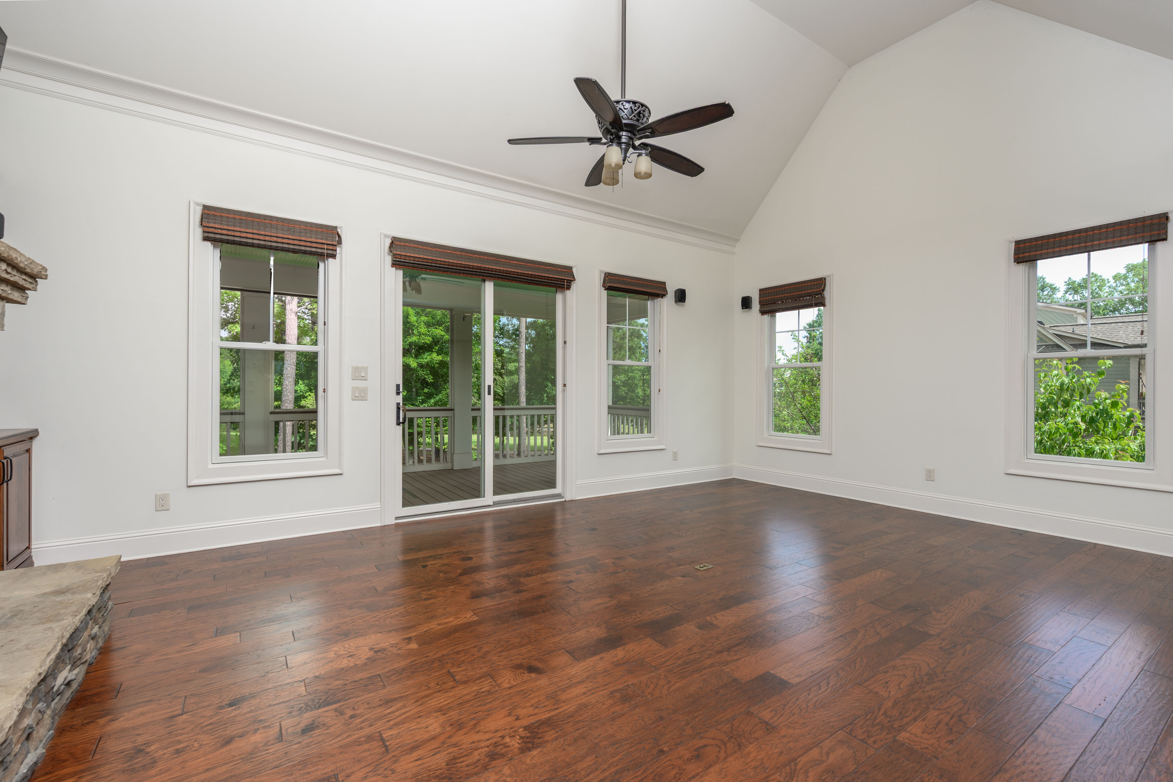 1080 Club Pointe Circle image 12